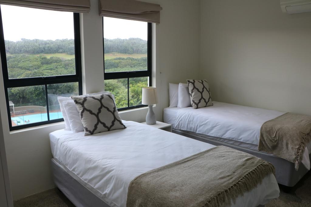 Apartments On The Eighteenth At Prince'S Grant Golf Estate Blythedale Beach Esterno foto